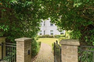 Photo 27- click for photo gallery